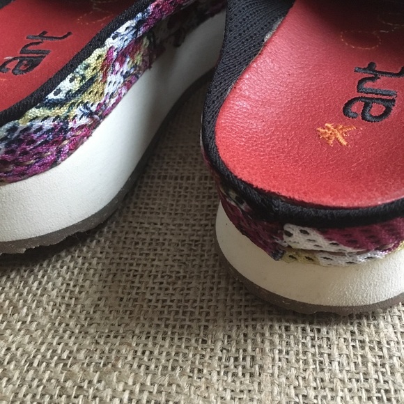 Art Company Platform Mules - Picture 6 of 8